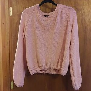 🌸Pink with sparkle thread notice me sweater